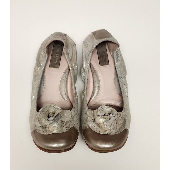 Beautifeel Ivana Floral Metallic Gold Ballet Flats Size US 7/38 - Picture 1 of 6